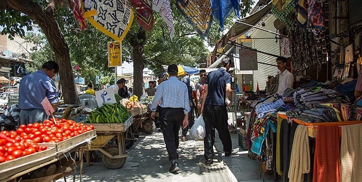 اراده جدی برای جمعآوری دستفروشان پیادهراه سعدی وجود ندارد