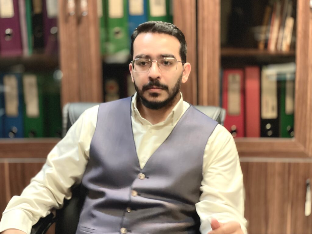 على امامى فعال دانشجویى و ادوار جامعه اسلامى دانشجویان کشور : اگر مطالبه گرى در تمام حوزه هاى شهرستان از دانشگاه آغاز شود خروجى خواهد گرفت